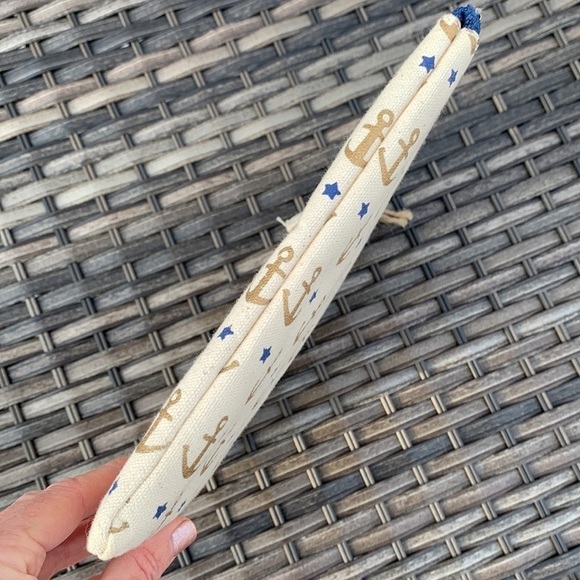 NWOT Canvas Nautical Anchor and Star Print Clutch - Picture 8 of 12